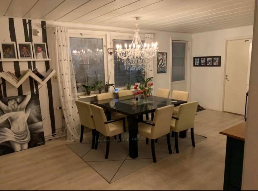 Own Private Room In A Big House! Luleå Dış mekan fotoğraf